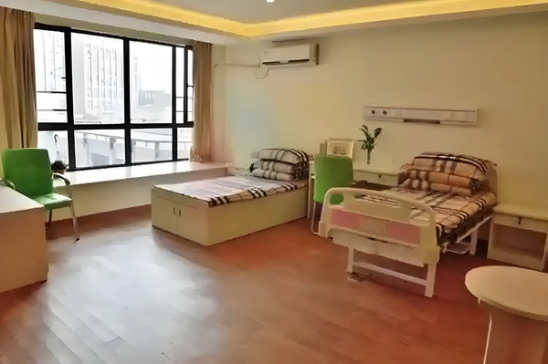 探花看腻了，看乌克兰00后老师isabellastar的作品，欲罢不能